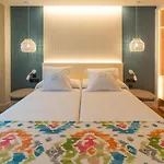 La Puerta De Boutique - Adults Recommended نيرخا